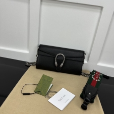 Gucci Wallets & Purse